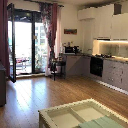 דירה Lavand Eighteen Mamaia